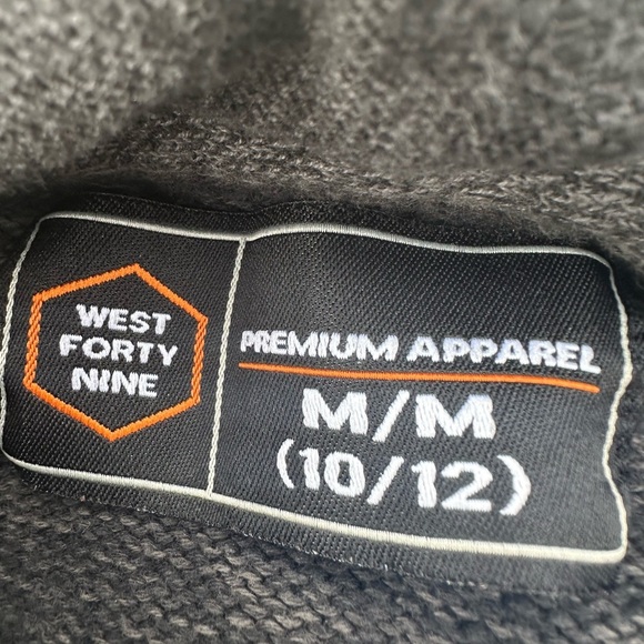 West 49 Boys Black Pullover Knit Sweater Size 10-12 - Picture 5 of 5